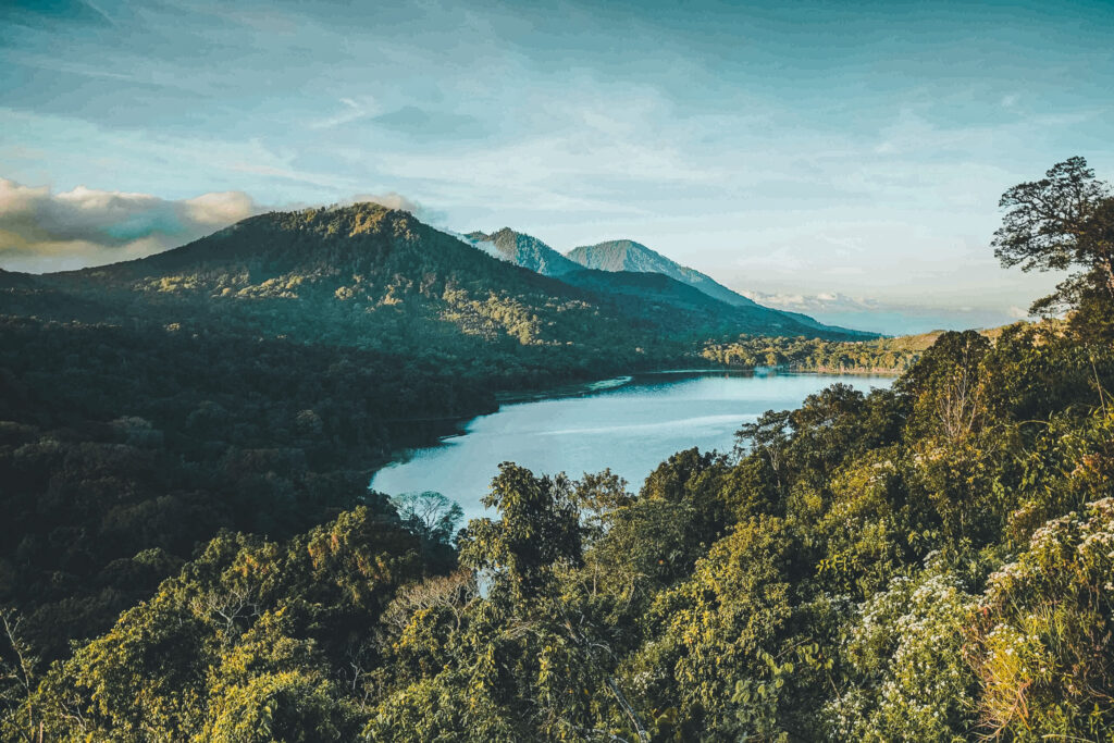 Bali lake tour private car and guide Wanagiri Lake